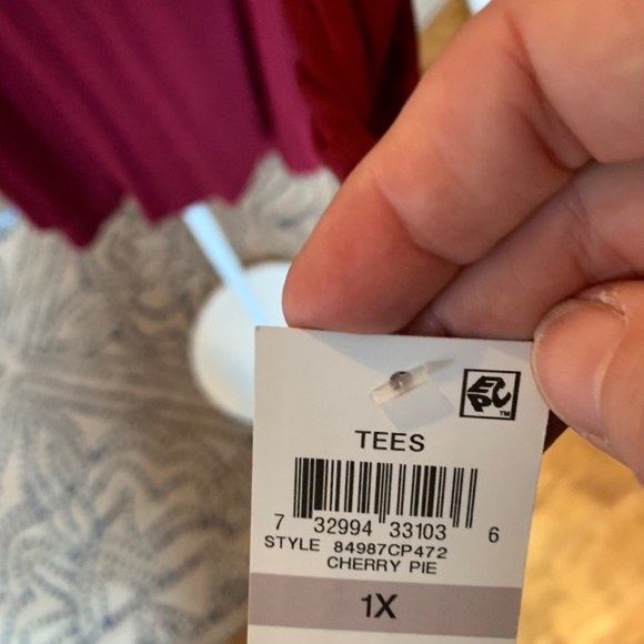 JM collection plus size scoop neck tee/tunic‎ in cherry pie. NWT. Retail 43 - Picture 4 of 5